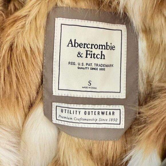 Abercrombie & Fitch Military Inspired Fur Lined Parka - Women’s US S - Picture 15 of 16